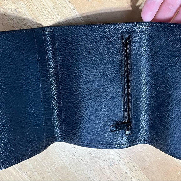 FENDI VINTAGE BI-FOLD WALLET - Picture 6 of 10